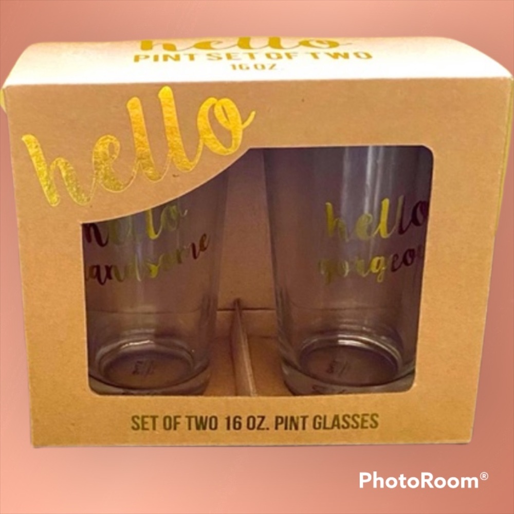 His & Hers Pint Glass Gift Set - NWT - Picture 1 of 7